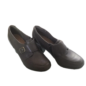 3/$20 bundle Clark’s collection leather heels size 8 charcoal gray dark academia